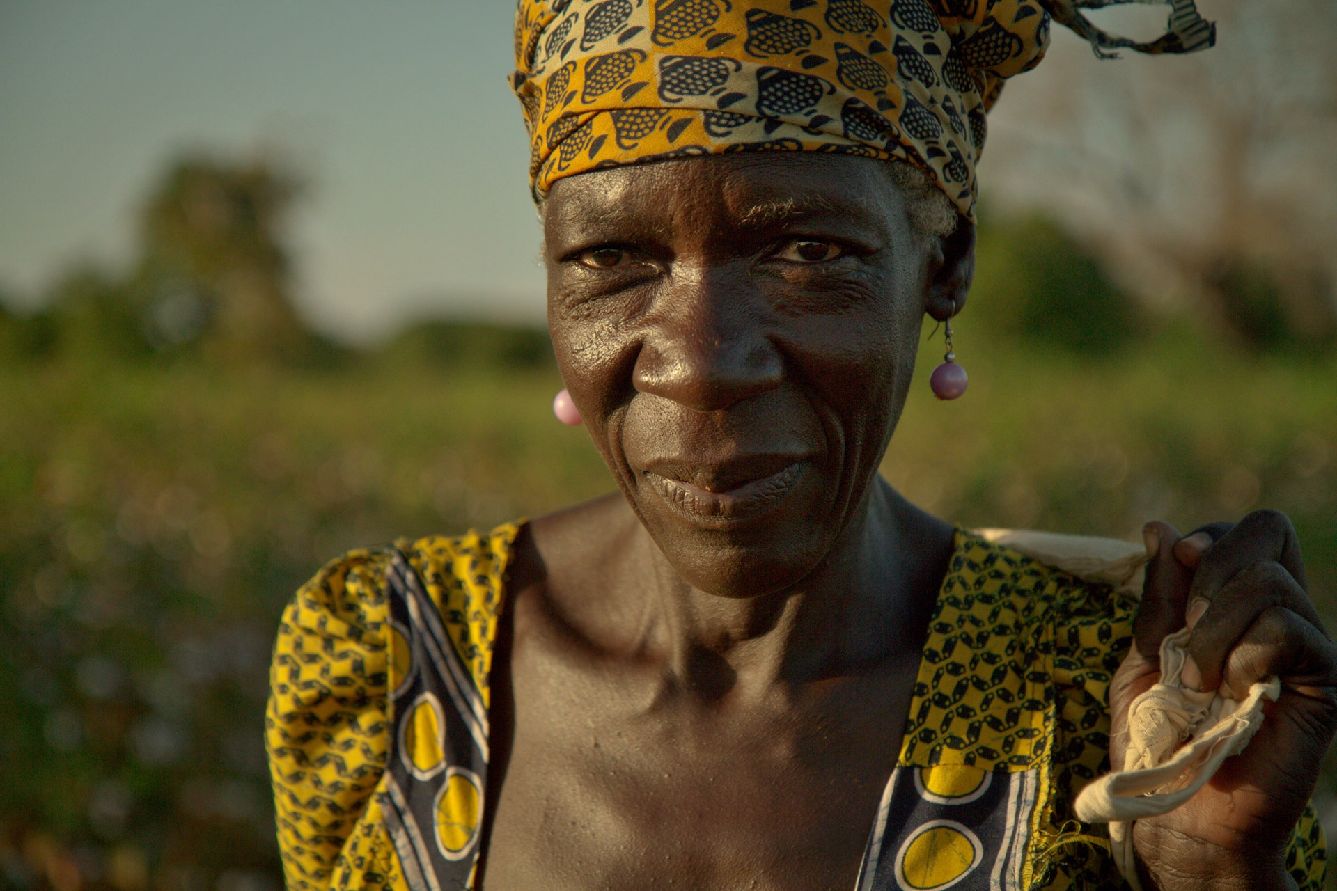 Better Cotton female farmer, Mali © Better Cotton Initiative