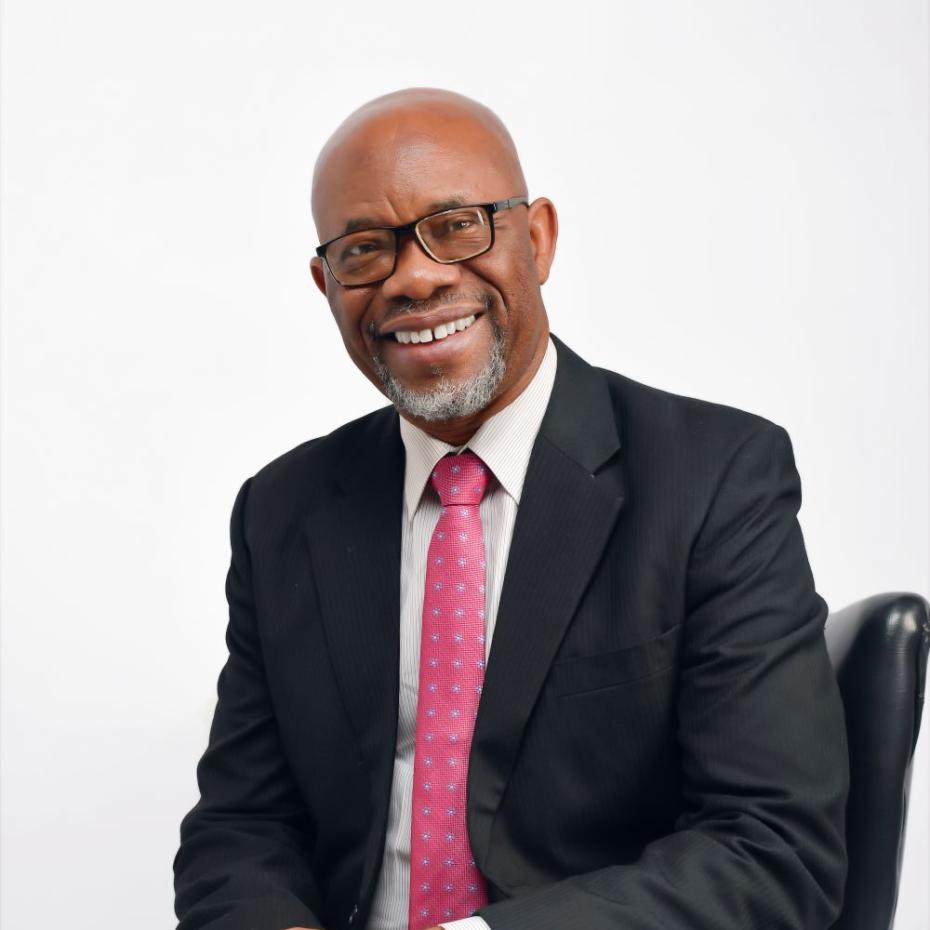 Dr Mawuli Coffie